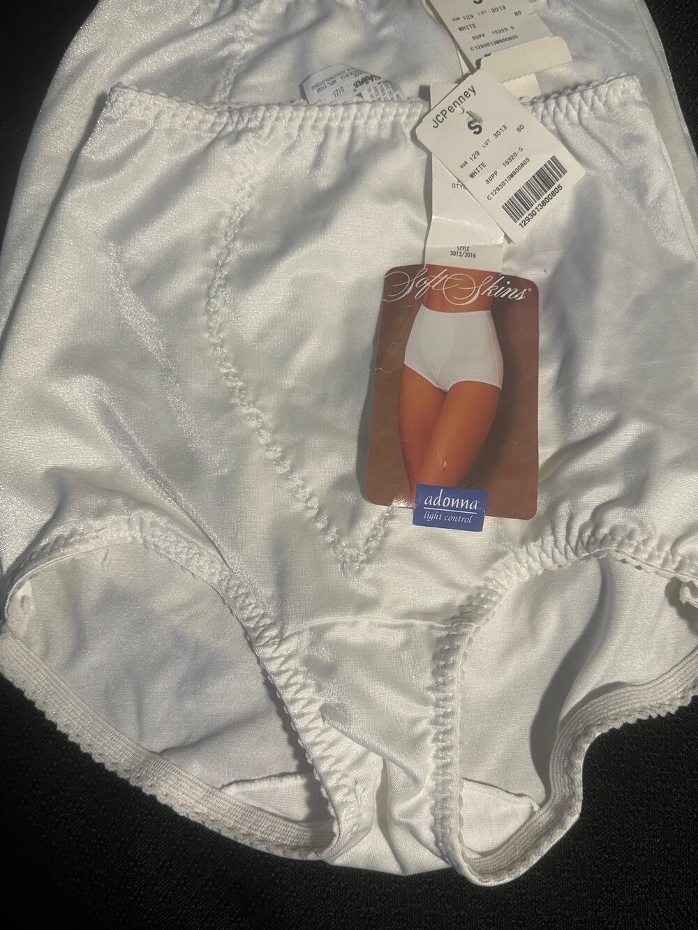VTG Soft Skins Adonna Light Control Panties Style 3013 Size Small White